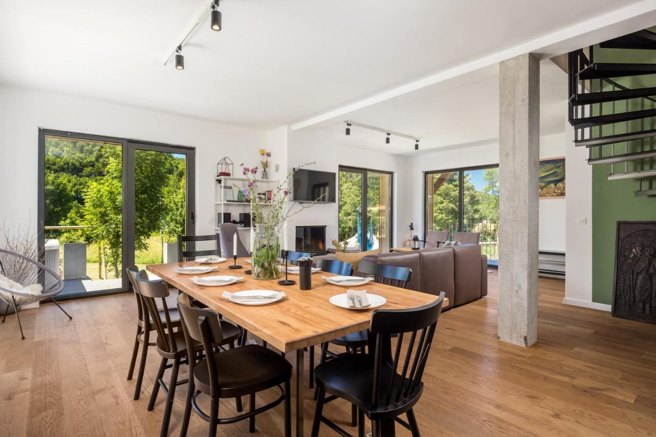 Baske Ostarije Modern Alpine Monsalbius Chalet מראה חיצוני תמונה