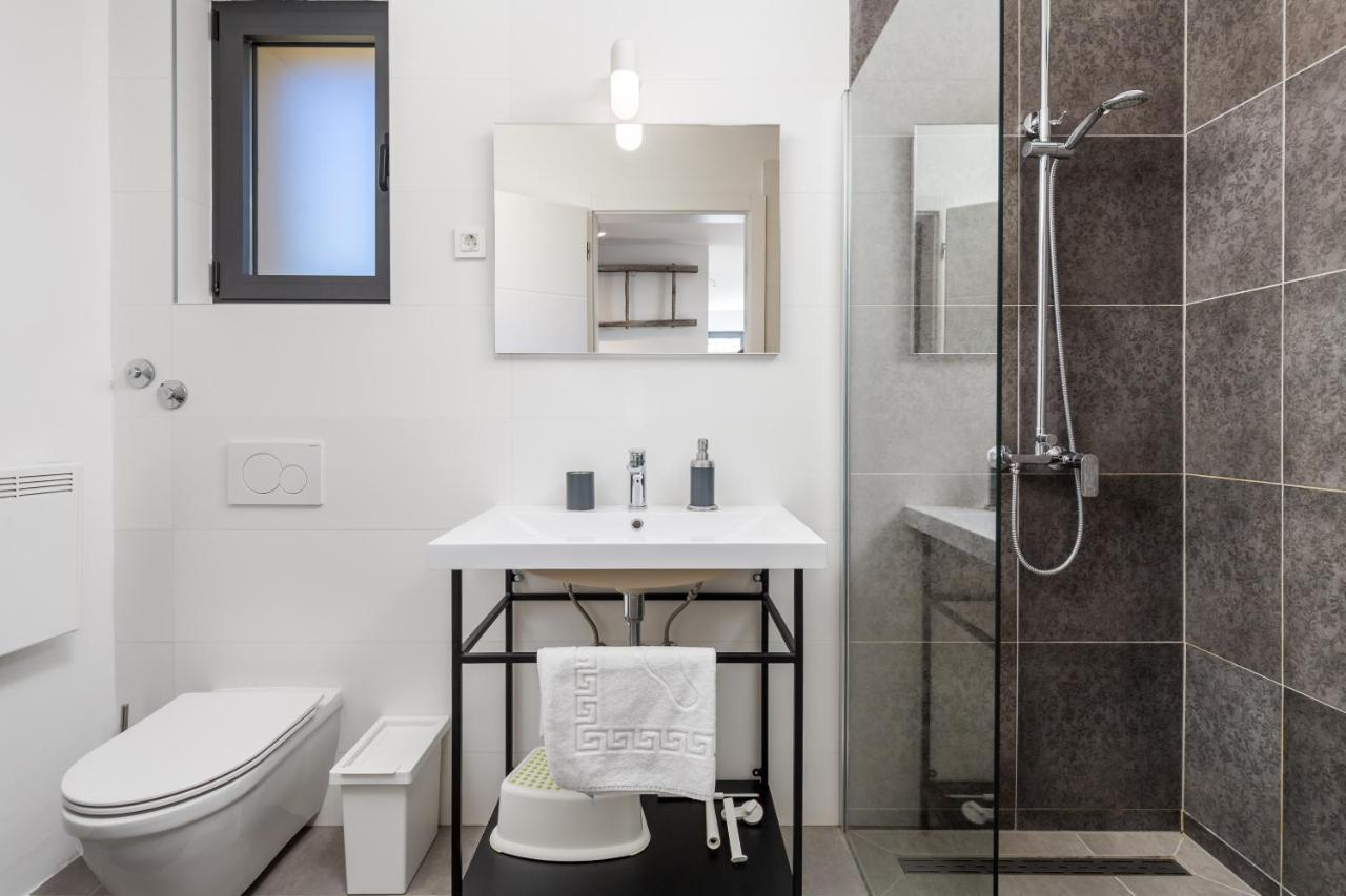 Baske Ostarije Modern Alpine Monsalbius Chalet מראה חיצוני תמונה