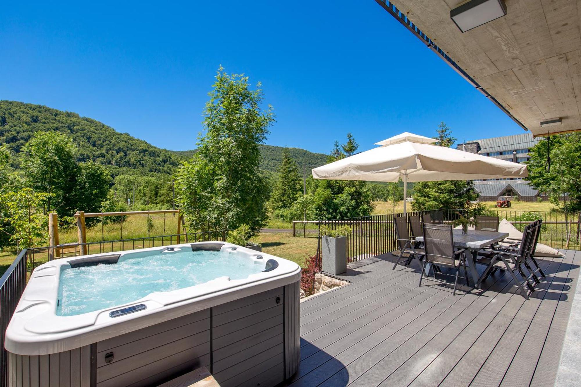 Baske Ostarije Modern Alpine Monsalbius Chalet מראה חיצוני תמונה
